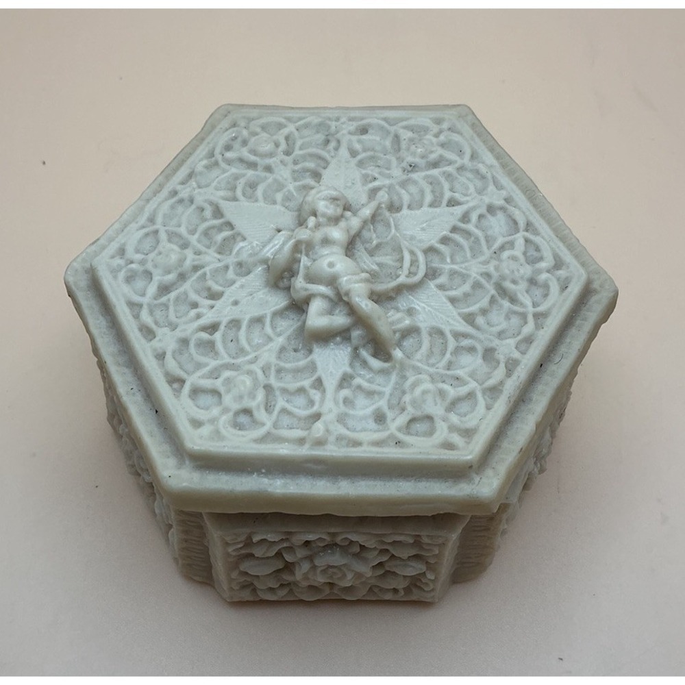 Vintage Cherub Trinket Keepsake Jewelry‎ Box